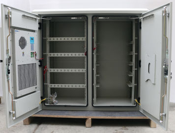 Two Compartment 24U Outdoor Wall Mounted Cabinet , Outdoor Telecom Enclosure With Heat Exchanger